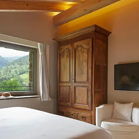 Oar Hotel *